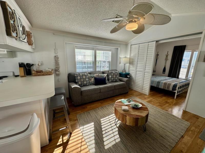 Villa Family Friendly Located In Beautiful Miramar Beach, Fl Destin